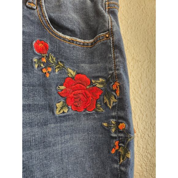 Driftwood Women's Embroidered Dark Wash Skinny Jeans 28 - Picture 10 of 11
